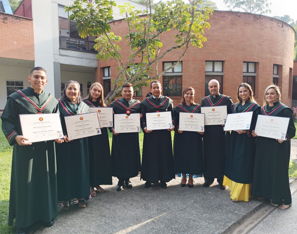 Primera promoción de profesionales del programa departamental “Súmale a la Educación Superior”