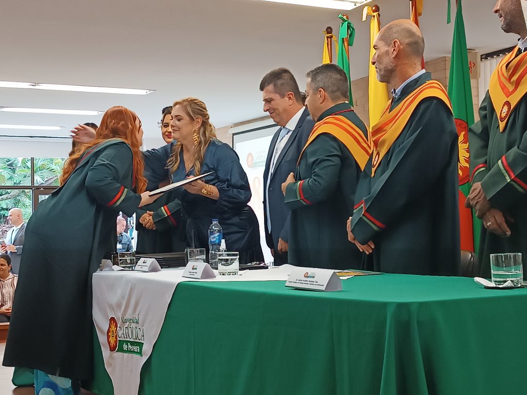 Primera promoción de profesionales del programa departamental “Súmale a la Educación Superior”