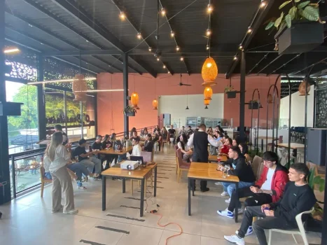 2afe7f47-0217-496f-ae70-5e09c7a1635c