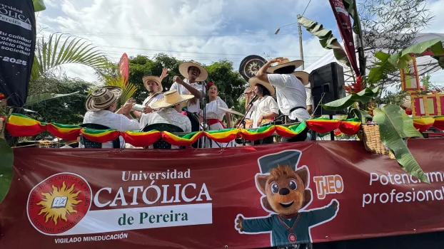 Universidad Católica de Pereira presente en las Fiestas de la Cosecha