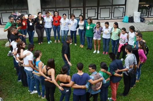 UCatolcia - La Pastoral Universitaria realiza picnic con los estudiantes de primer semestre (3)