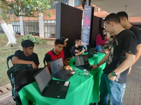Universidad_Catolica_Pereira_Semana-de-la-ingenieria-y-tecnologia4